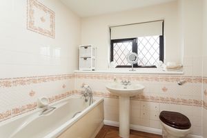 Family Bathroom- click for photo gallery